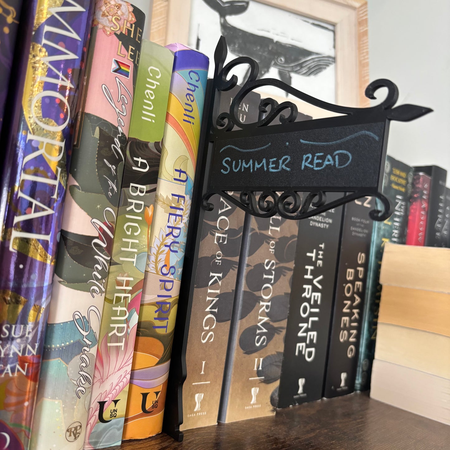 Bookish divider