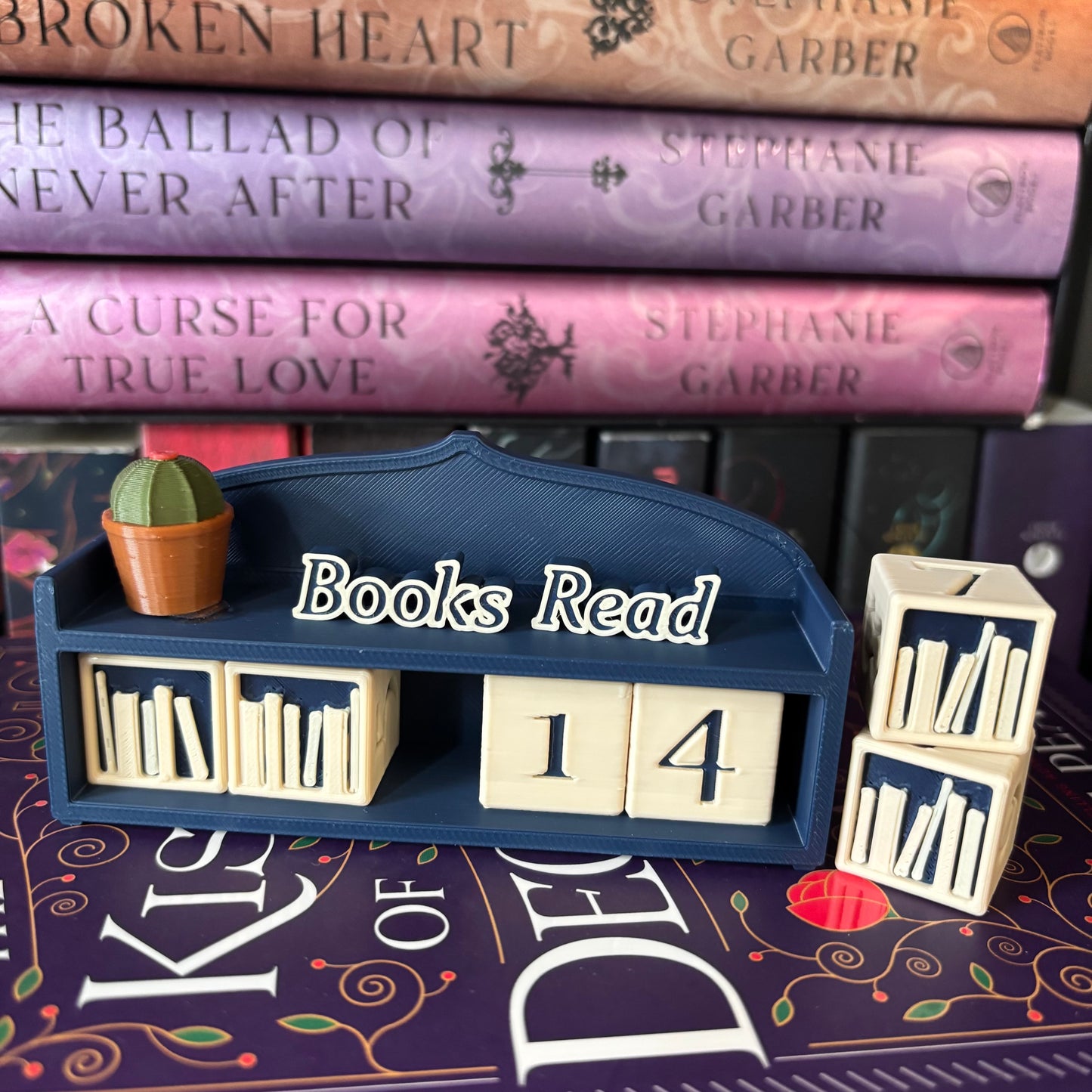 Counter- Bookshelf