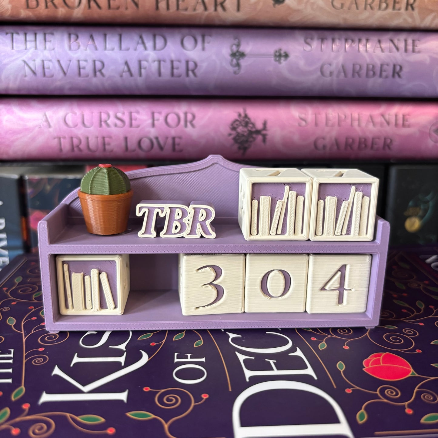 Counter- Bookshelf